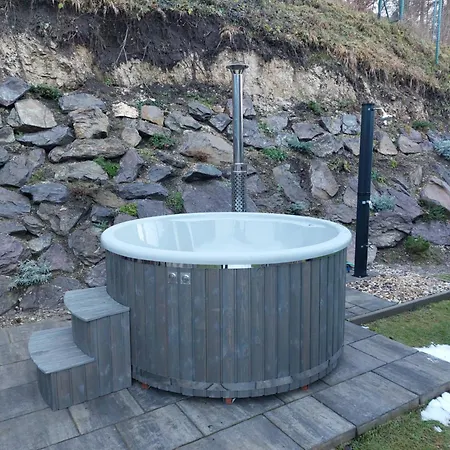 Pod Hradom 2 Uhrovske Podhradie