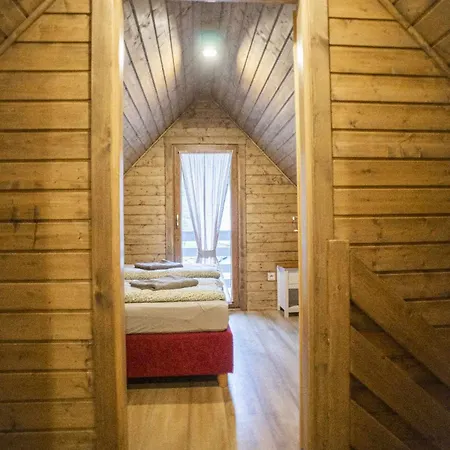 Pod Hradom 2 * Uhrovske Podhradie