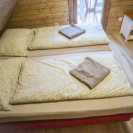 Chata Pod Hradom 2 Uhrovske Podhradie